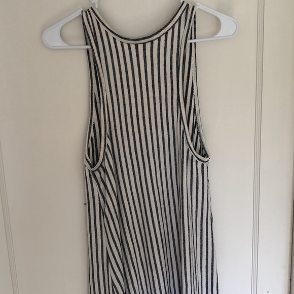 Caution to the wind maxi dress - Picture 5 of 5